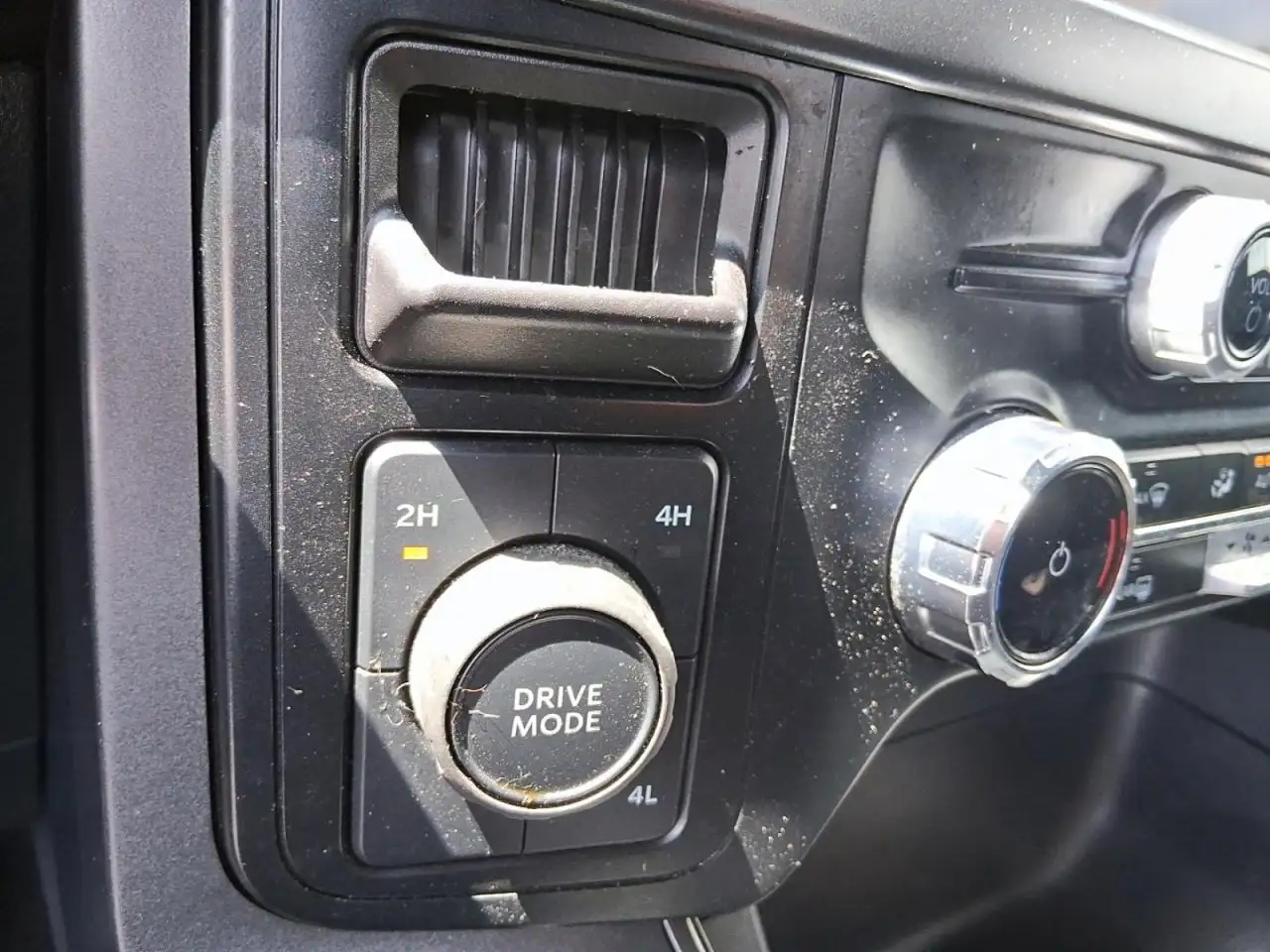 Ford F-150 - Image 17