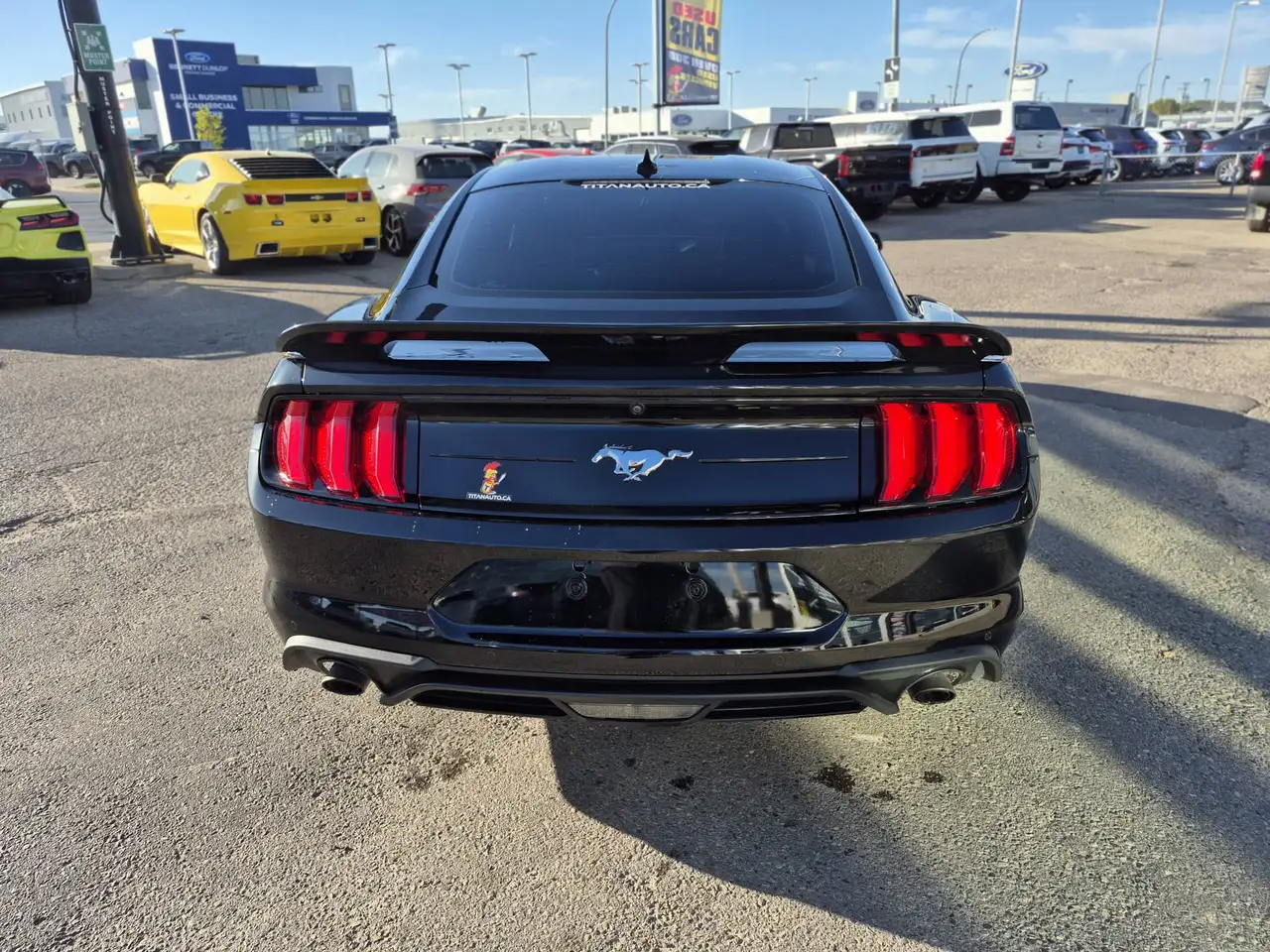Ford Mustang - Image 12