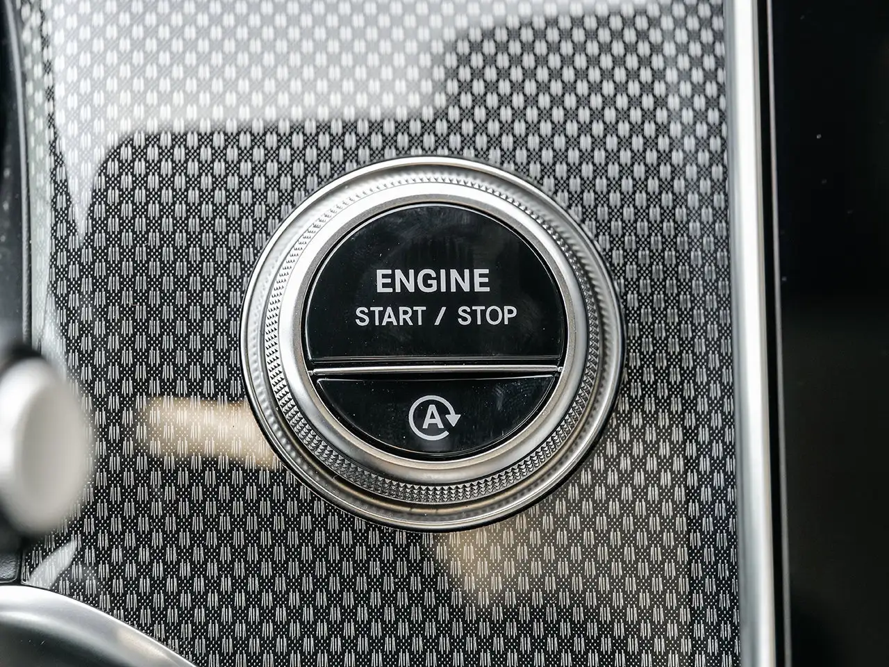Mercedes-Benz GLC - Image 24