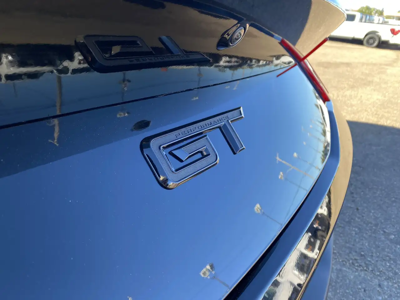 Ford Mustang - Image 21