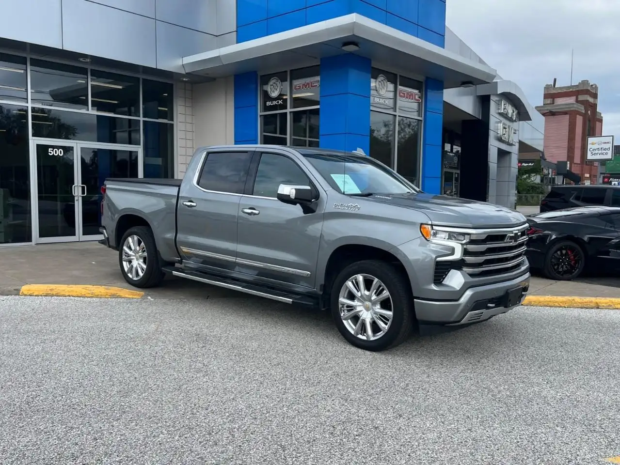 Chevrolet Silverado 1500 - Image 3