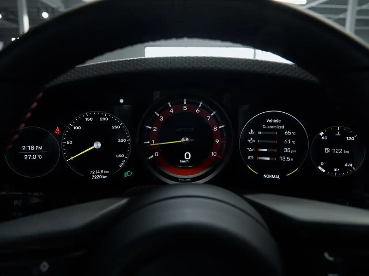 Porsche 911 - Image 40