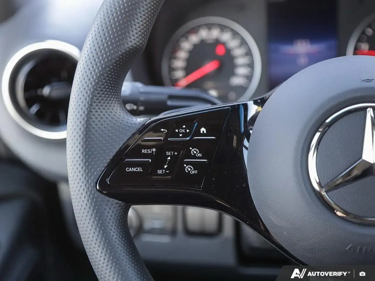Mercedes-Benz Sprinter - Image 15
