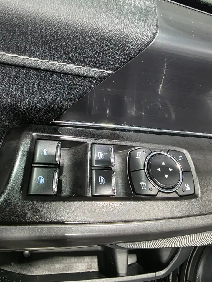 Ford F-150 - Image 15