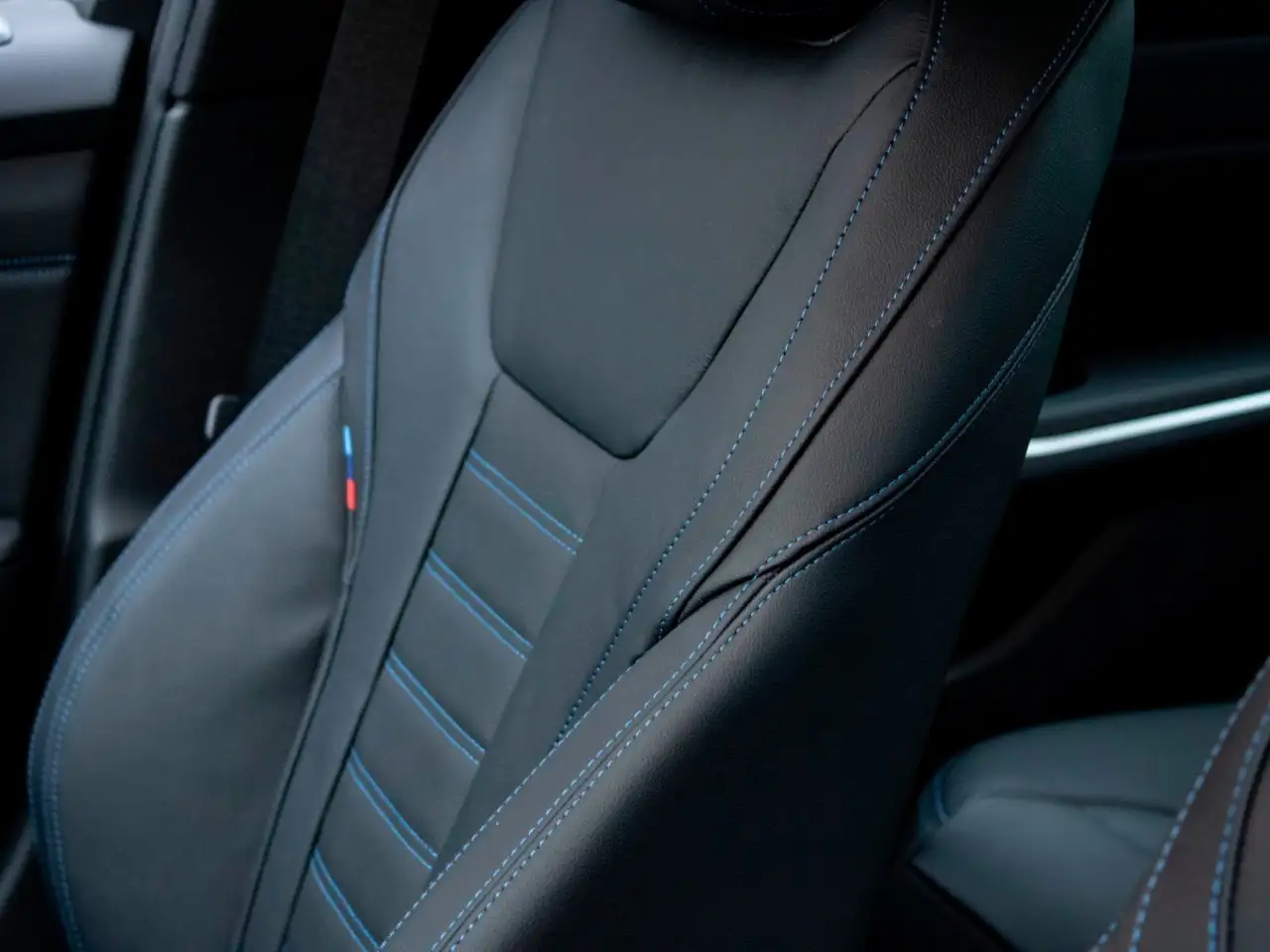 BMW 3 Series - Image 16