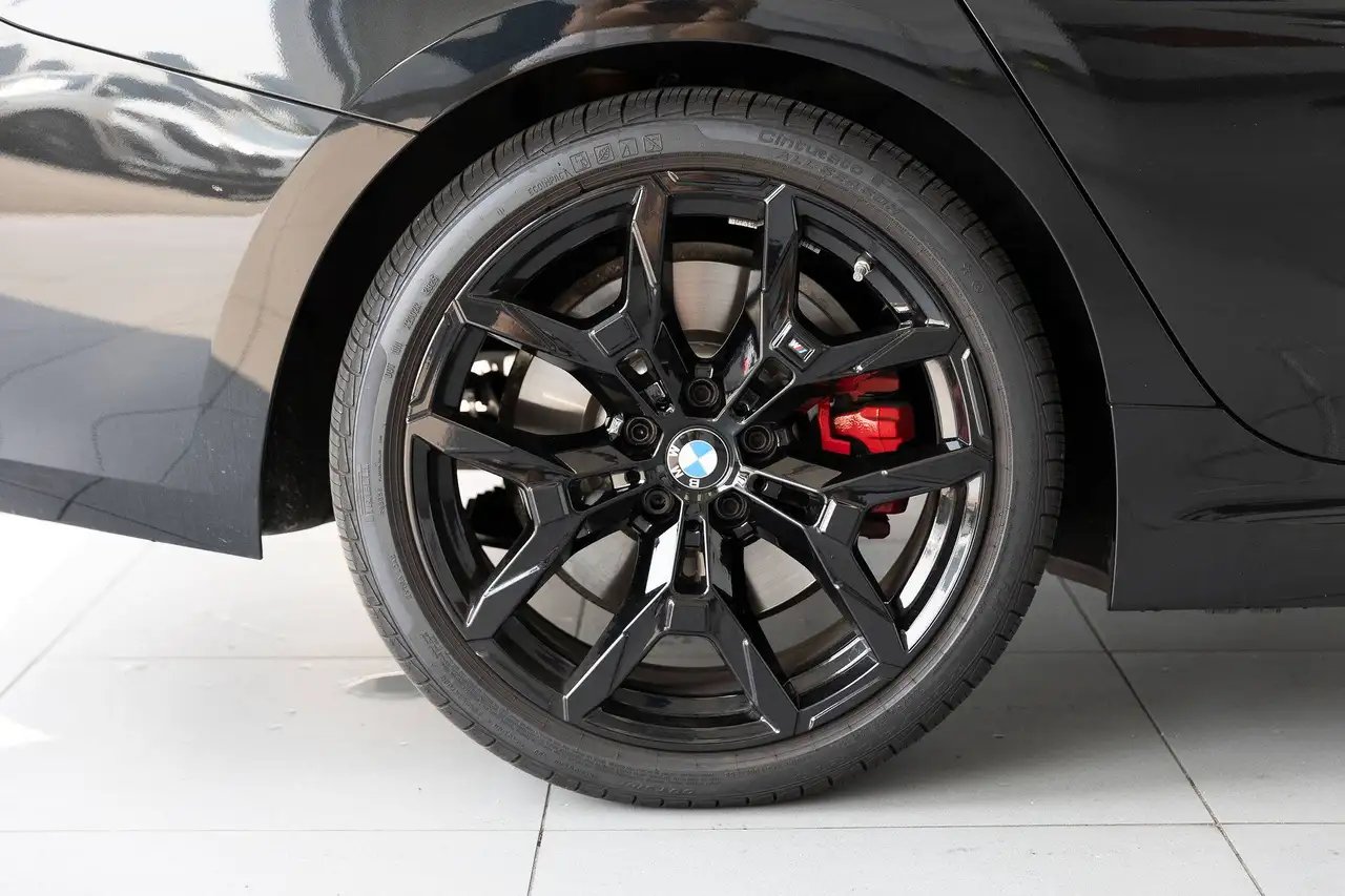 BMW 3 Series - Image 22