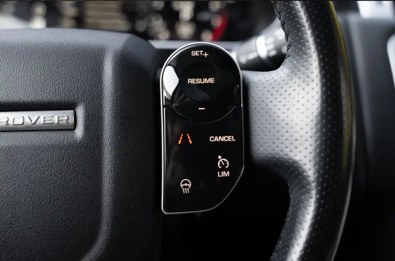 Land Rover Range Rover Sport - Image 23