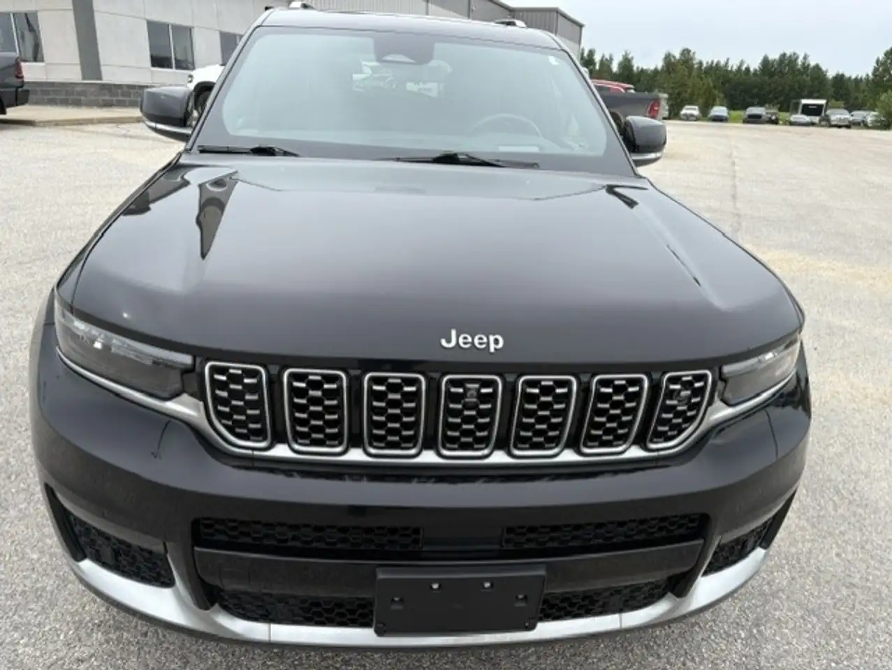 Jeep Grand Cherokee - Image 4