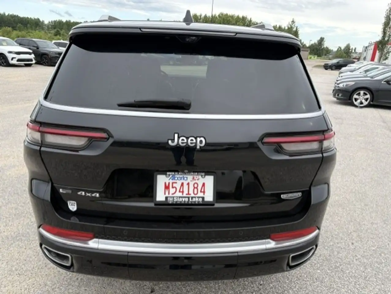 Jeep Grand Cherokee - Image 2