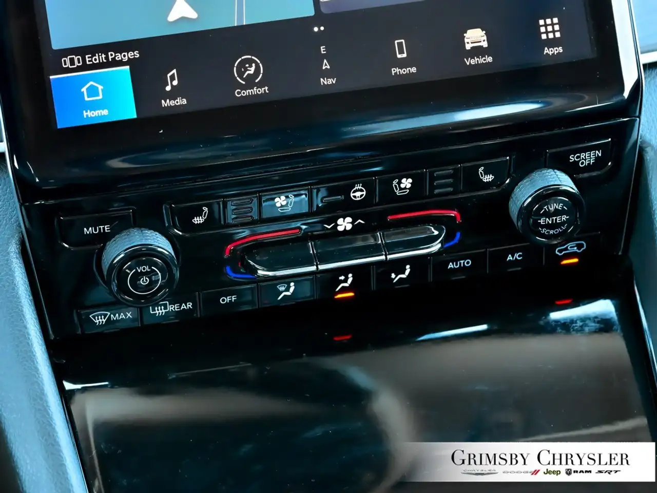 Jeep Grand Cherokee - Image 26