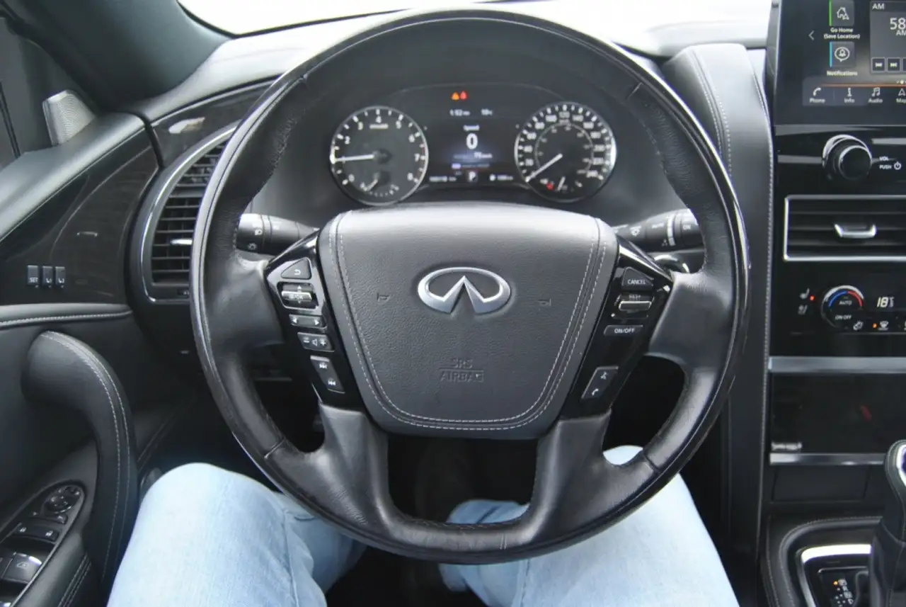 Infiniti QX80 - Image 14