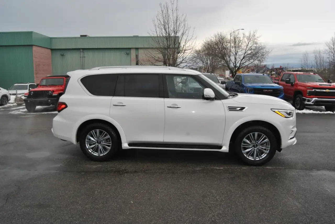 Infiniti QX80 - Image 6