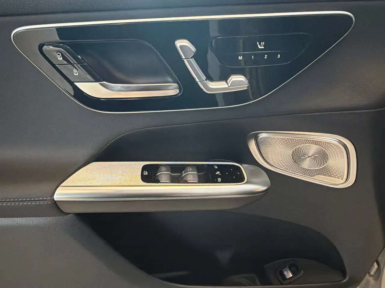 Mercedes-Benz GLC - Image 9