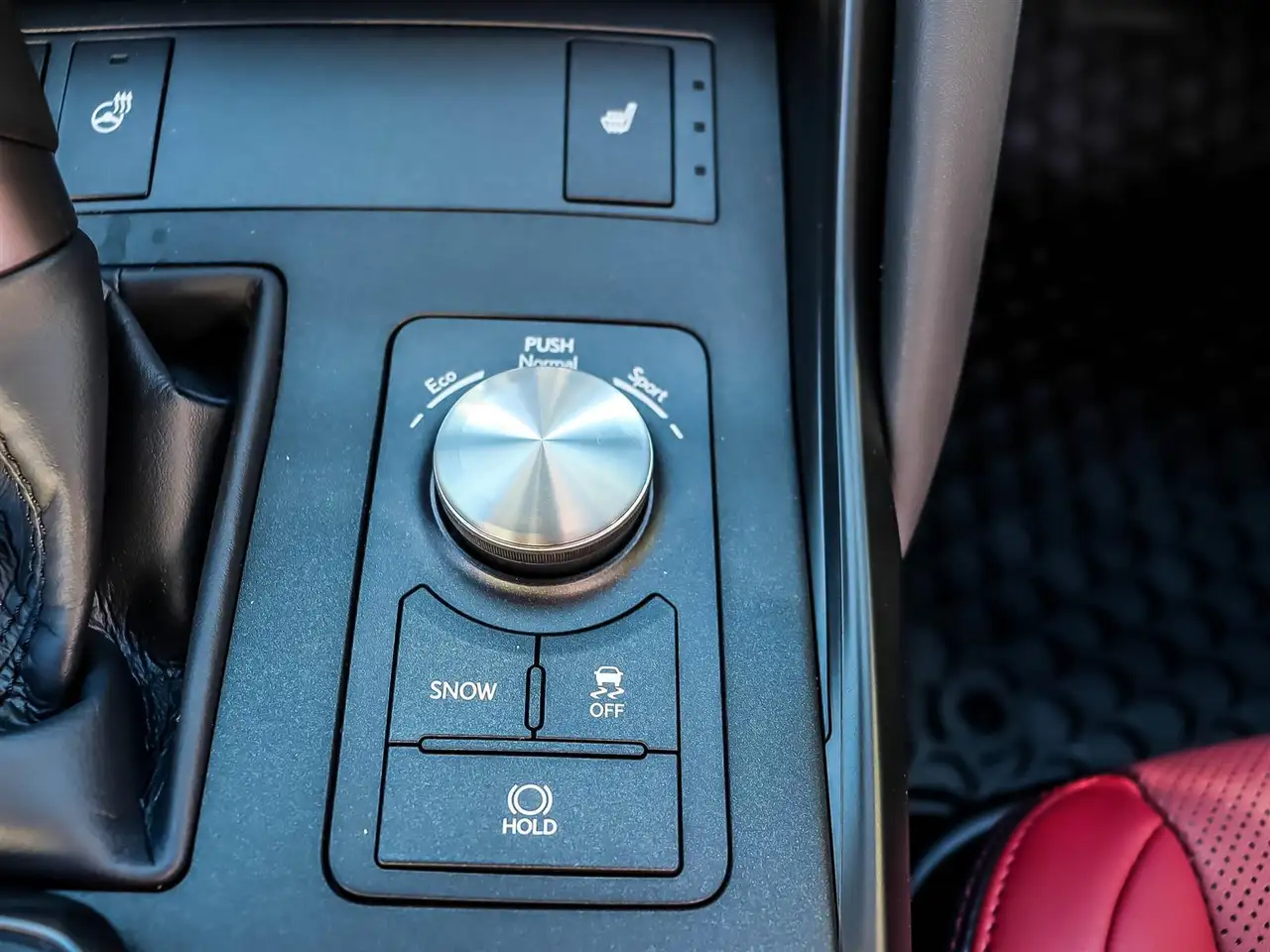 Lexus IS - Image 27