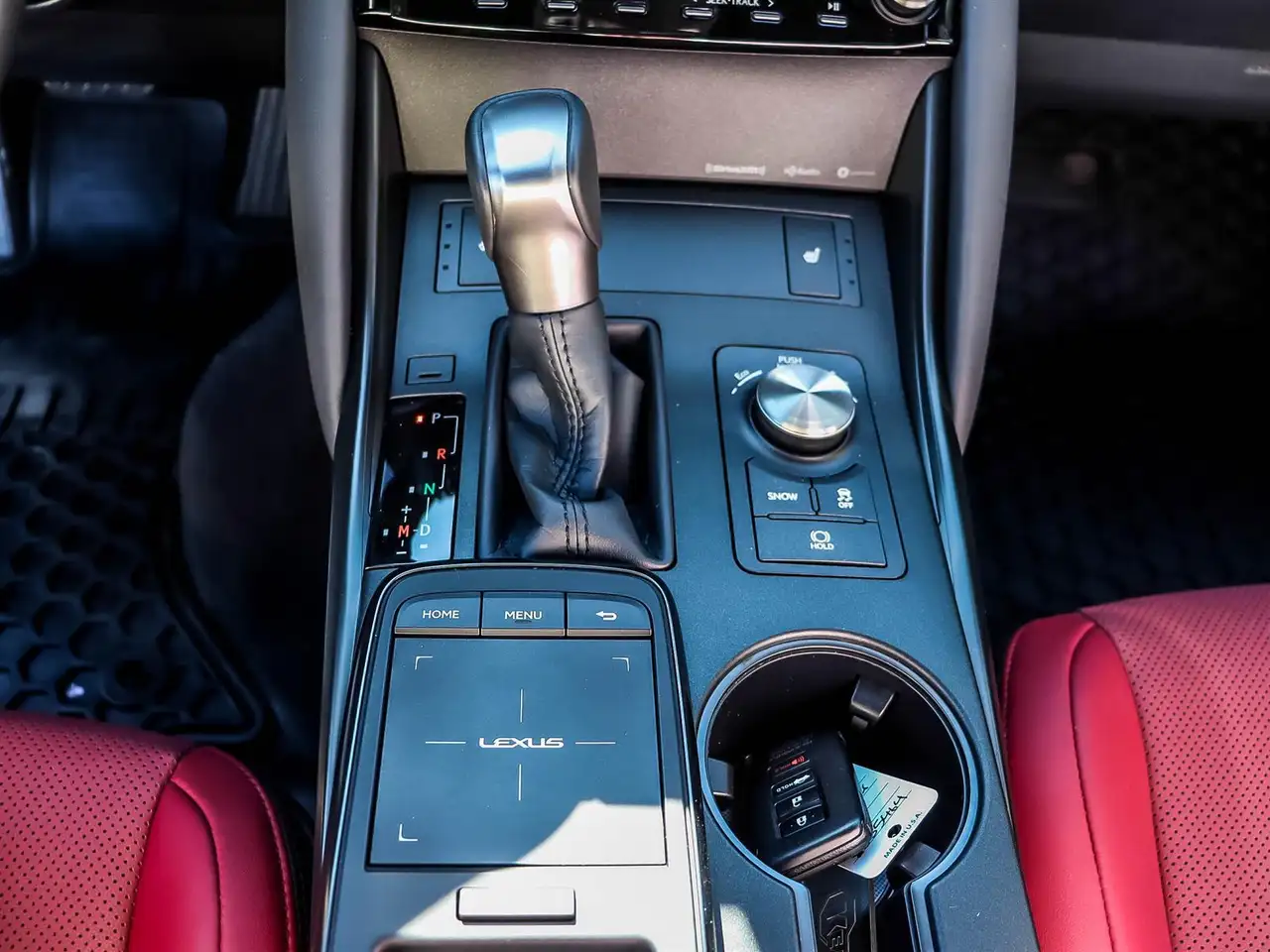 Lexus IS - Image 25