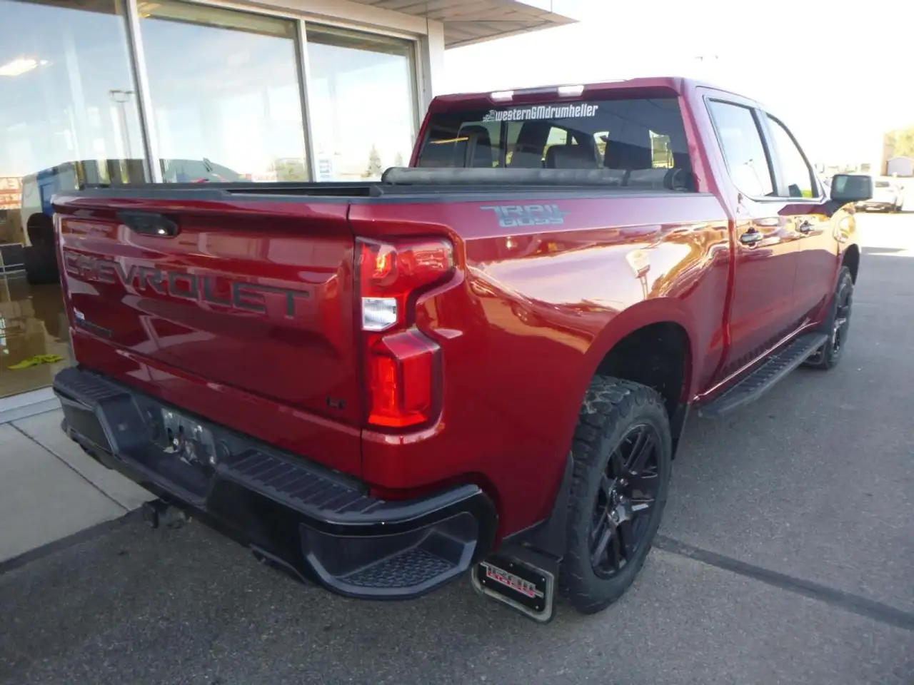 Chevrolet Silverado 1500 - Image 10
