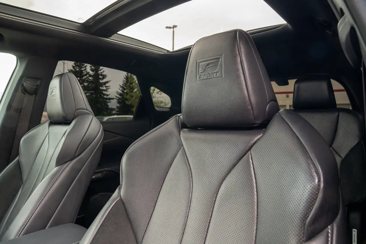 Lexus RX - Image 29