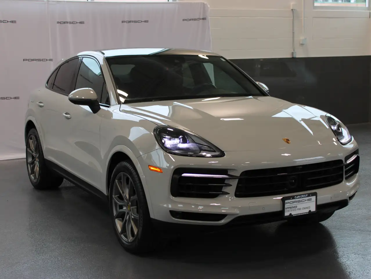 Porsche Cayenne - Image 5