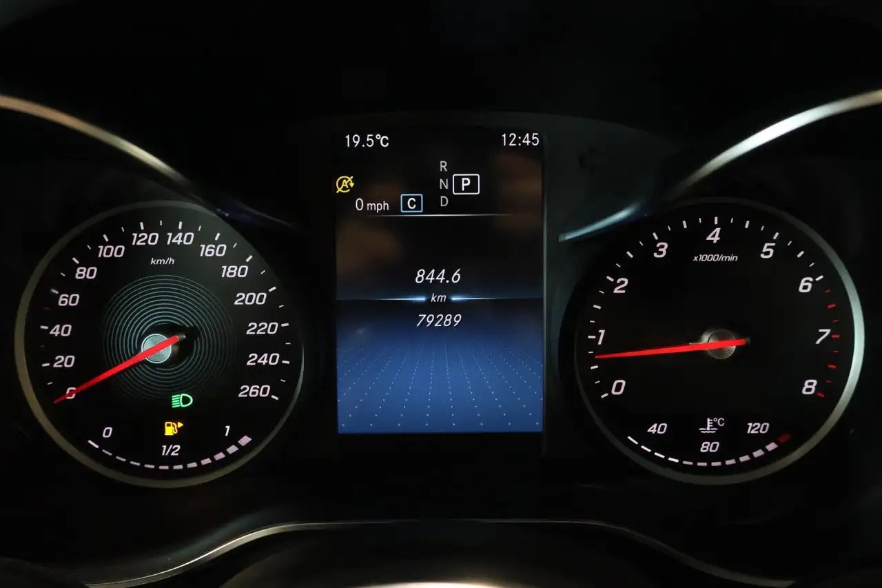 Mercedes-Benz GLC - Image 14