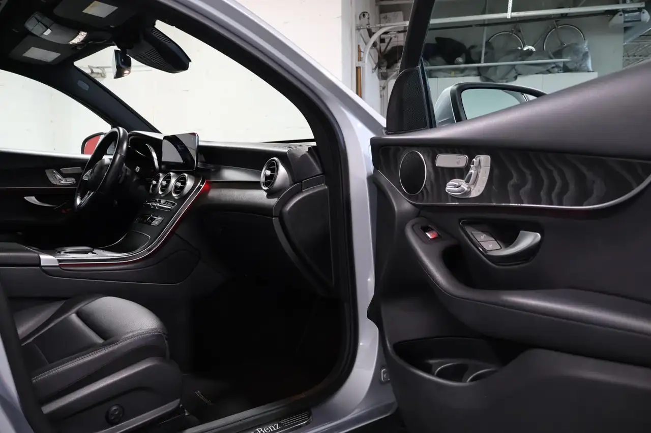 Mercedes-Benz GLC - Image 19