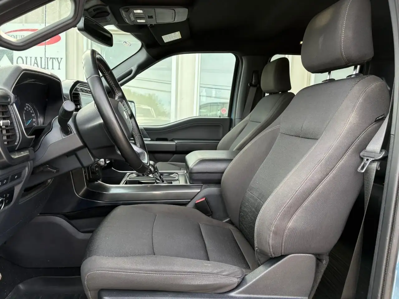 Ford F-150 - Image 11