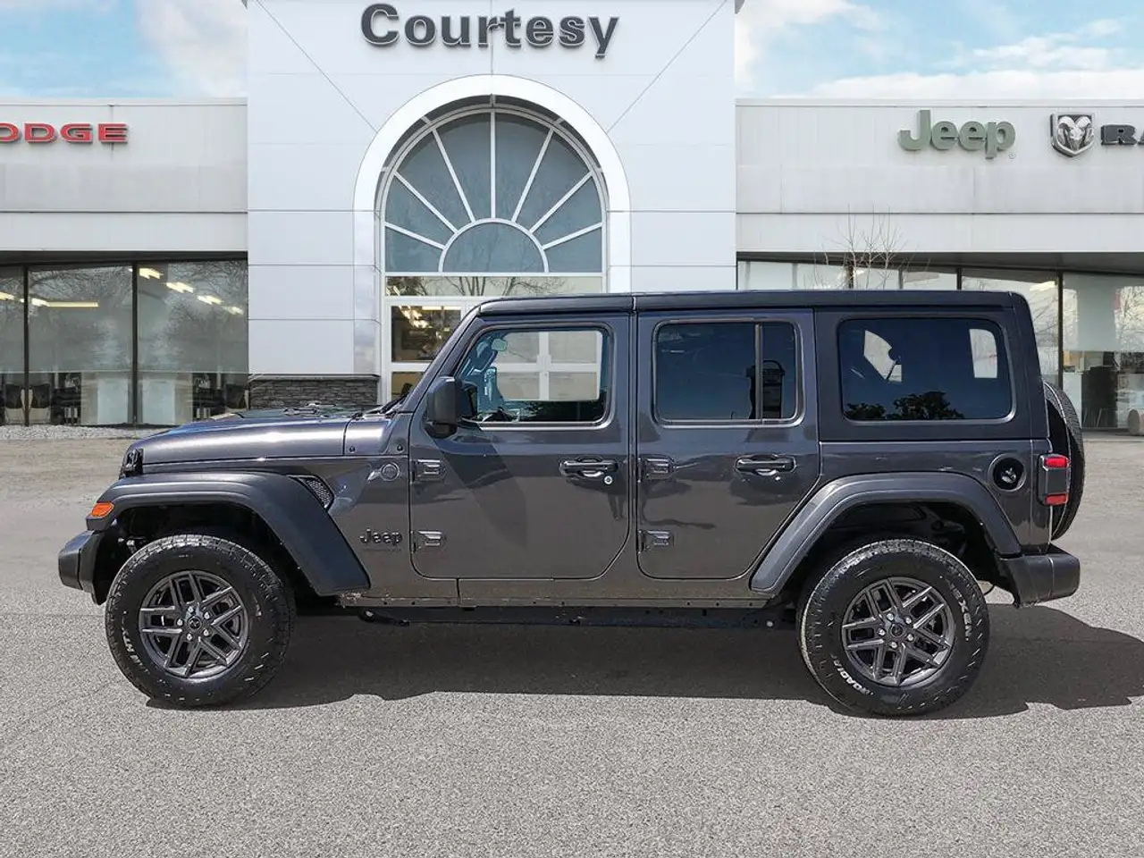 Jeep Wrangler - Image 3