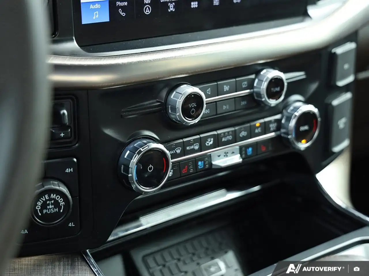 Ford F-150 - Image 21