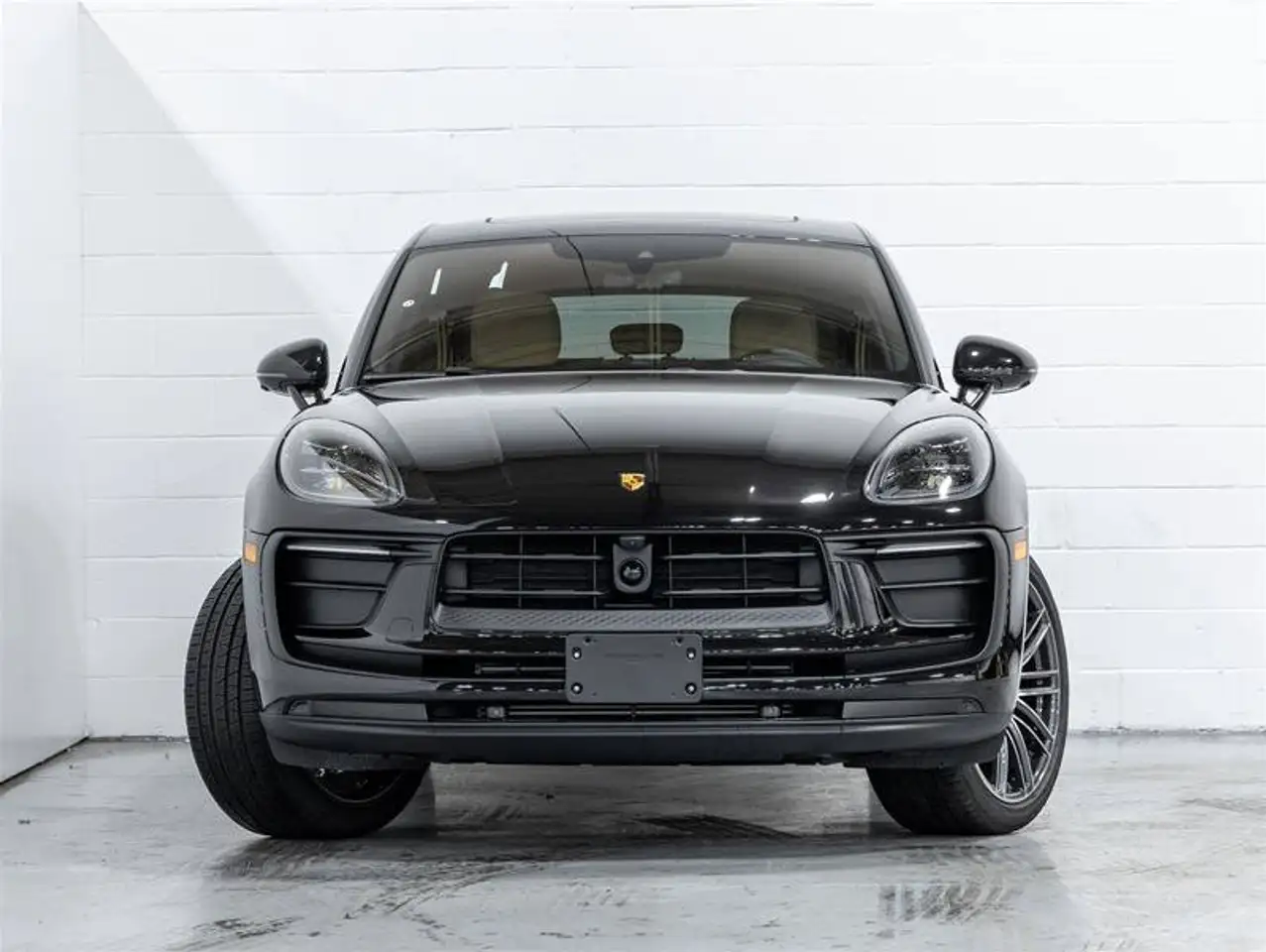 Porsche Macan - Image 4