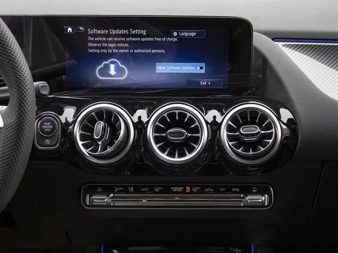 Mercedes-Benz GLA - Image 18