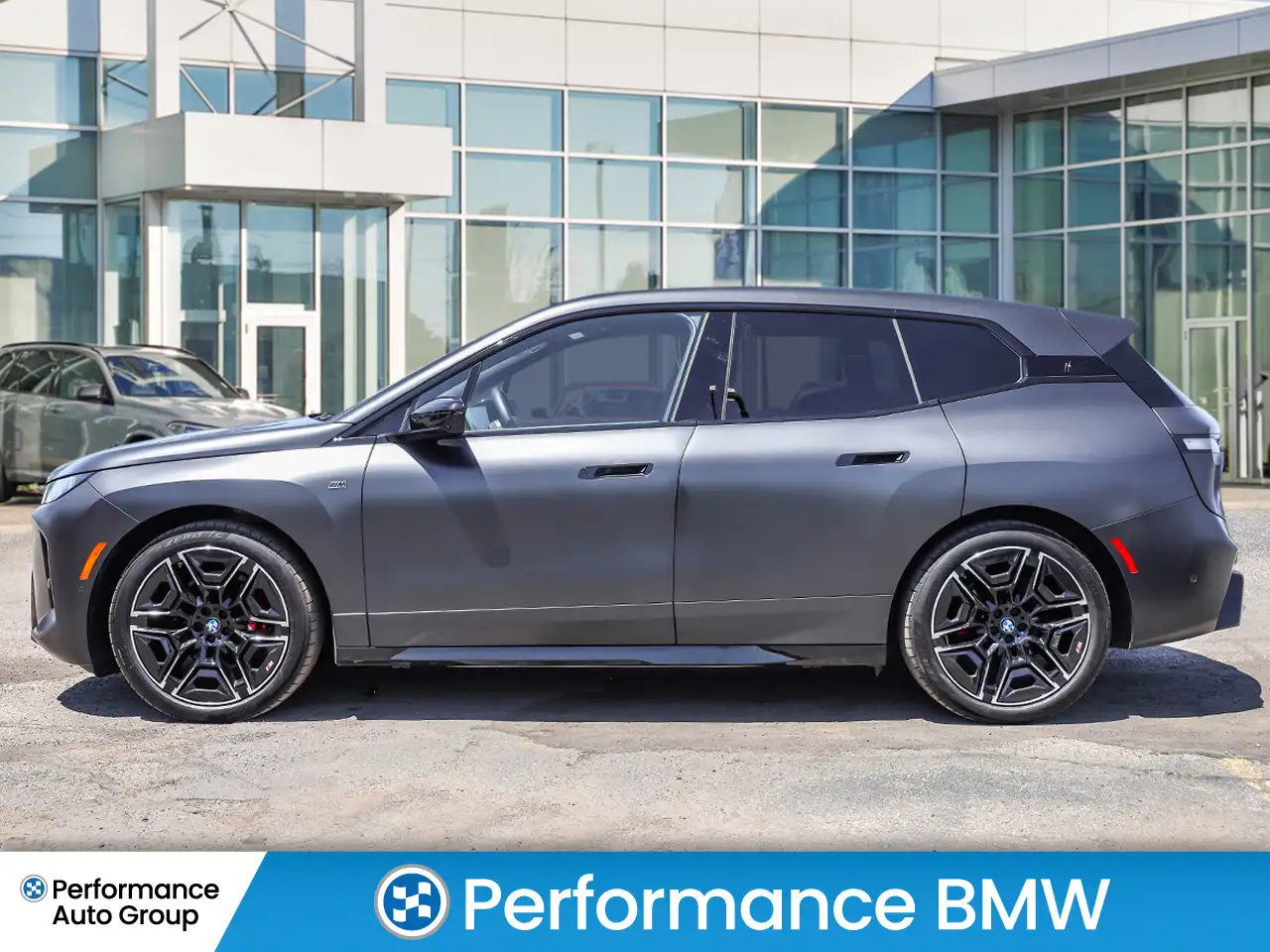 BMW iX - Image 3