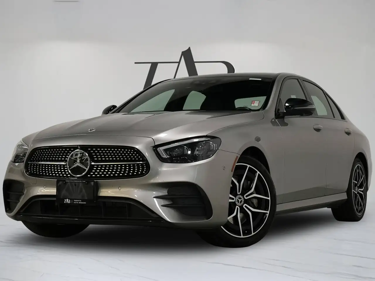 Mercedes-Benz E-Class - Image 3