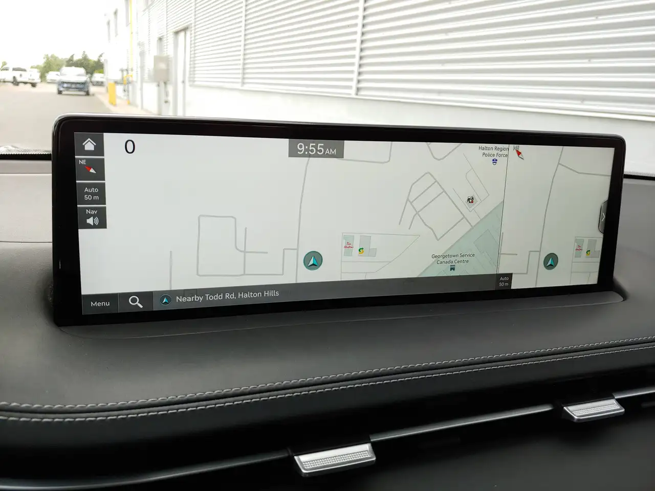 Genesis GV70 - Image 29