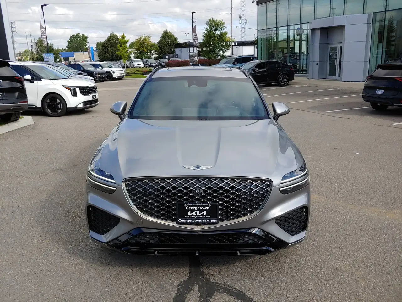 Genesis GV70 - Image 3