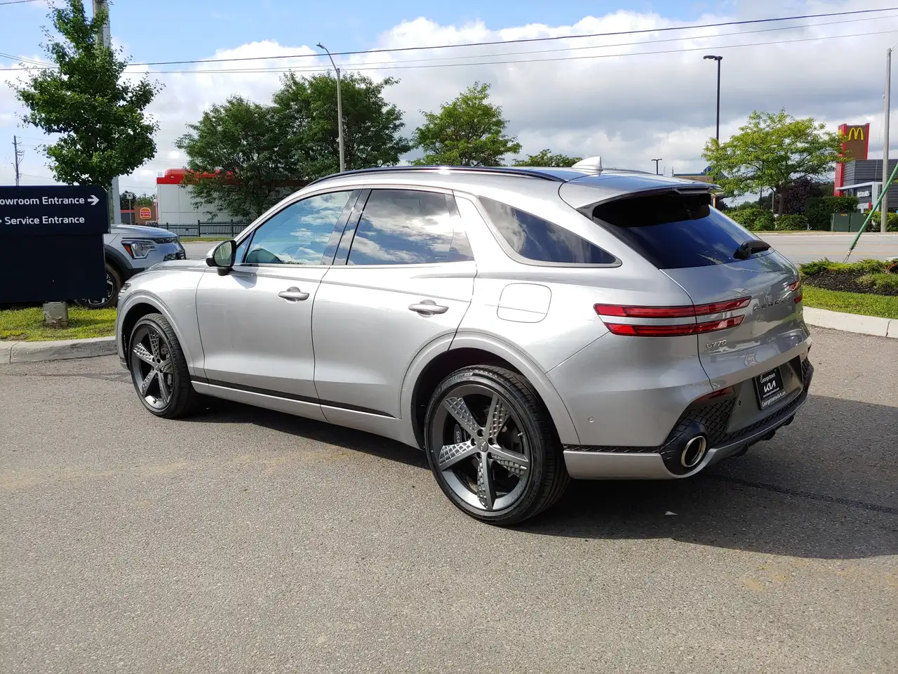 Genesis GV70 - Image 6