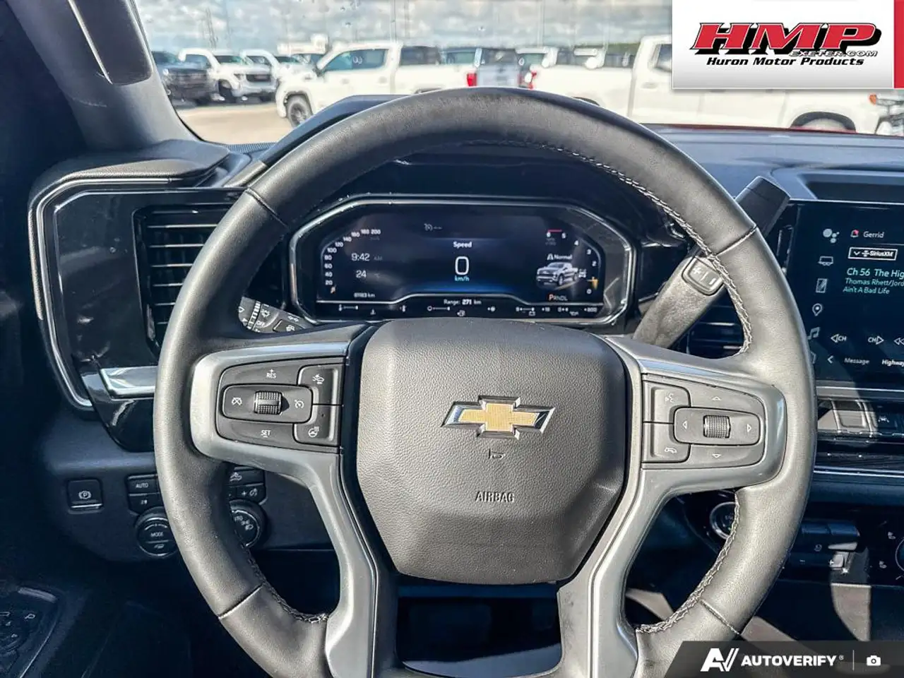 Chevrolet Silverado 1500 - Image 14
