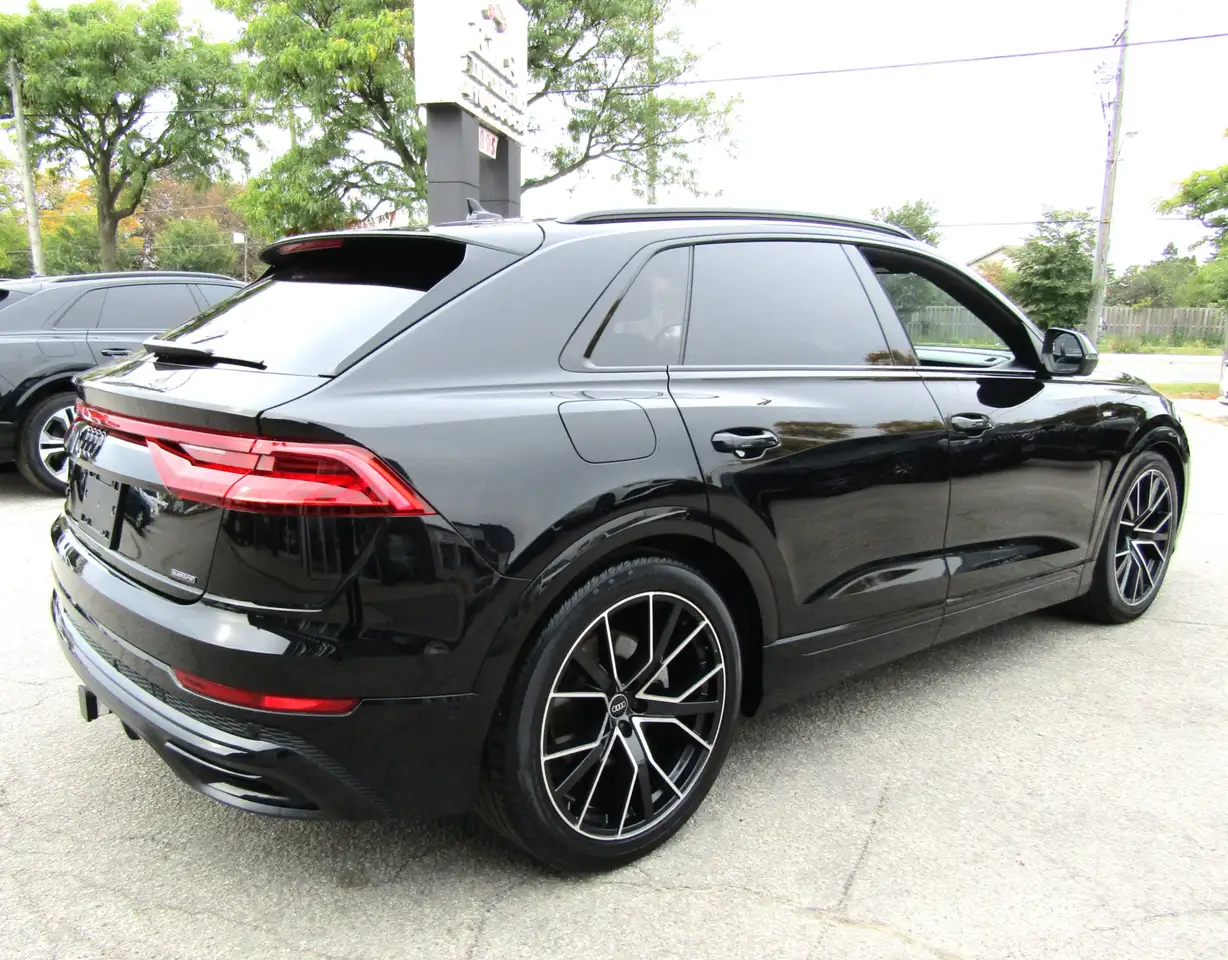 Audi Q8 - Image 7