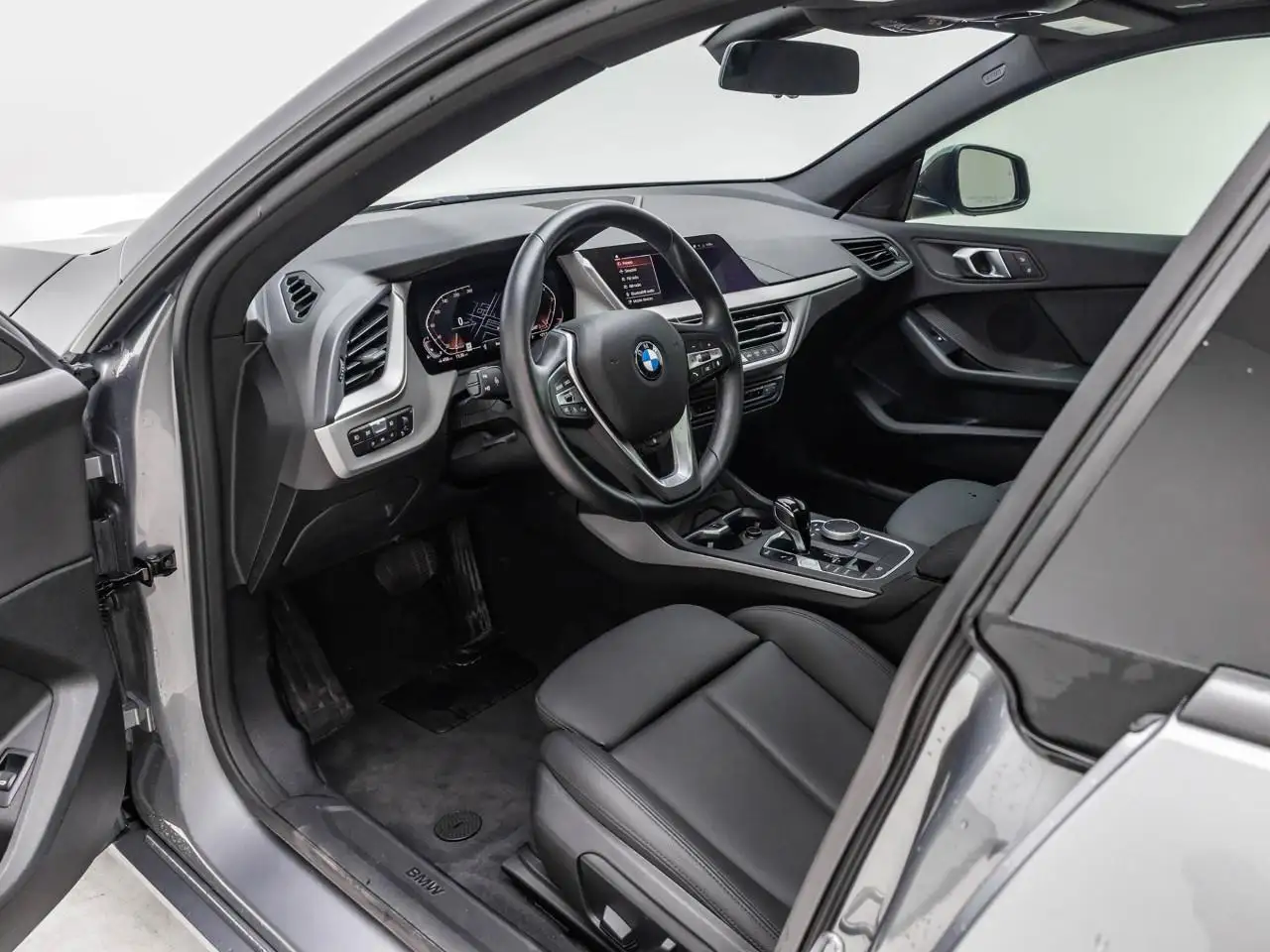BMW 2 Series - Image 7
