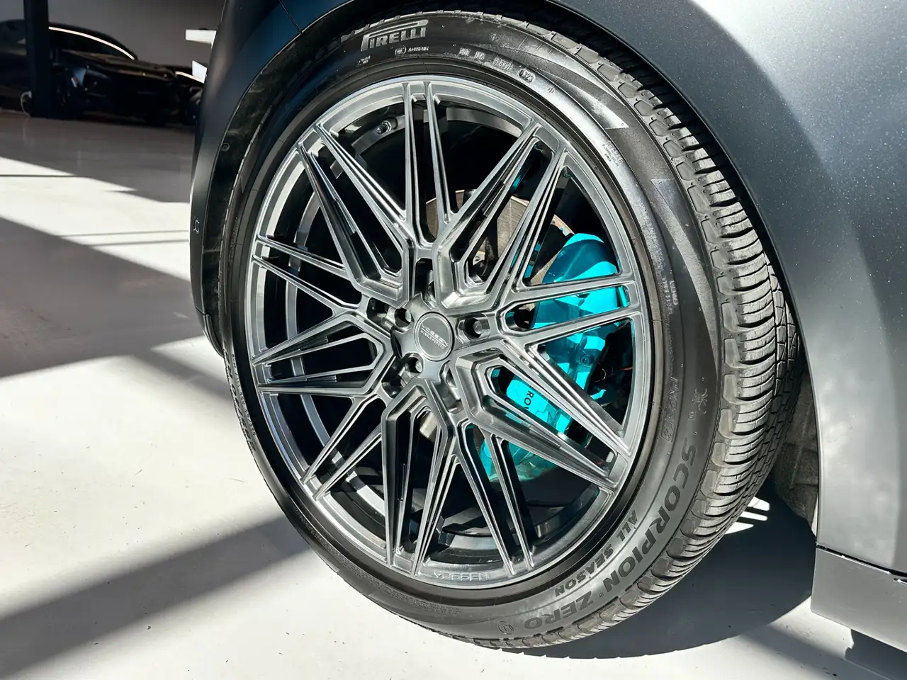 Land Rover Range Rover - Image 6