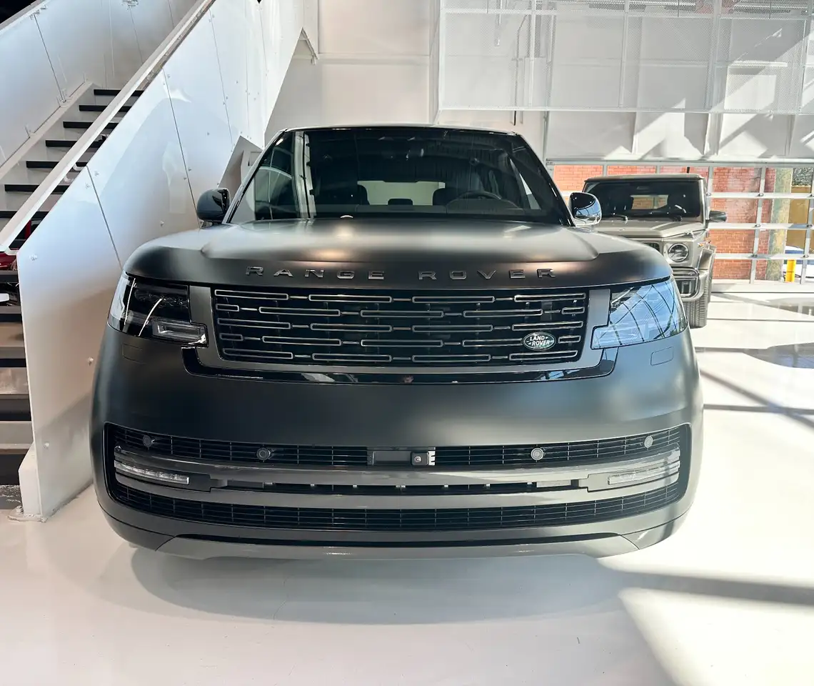 Land Rover Range Rover - Image 1