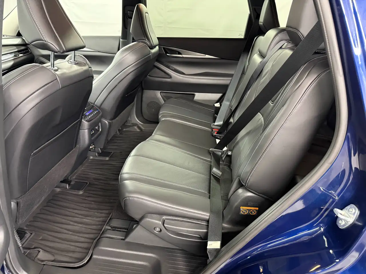 Infiniti QX60 - Image 22