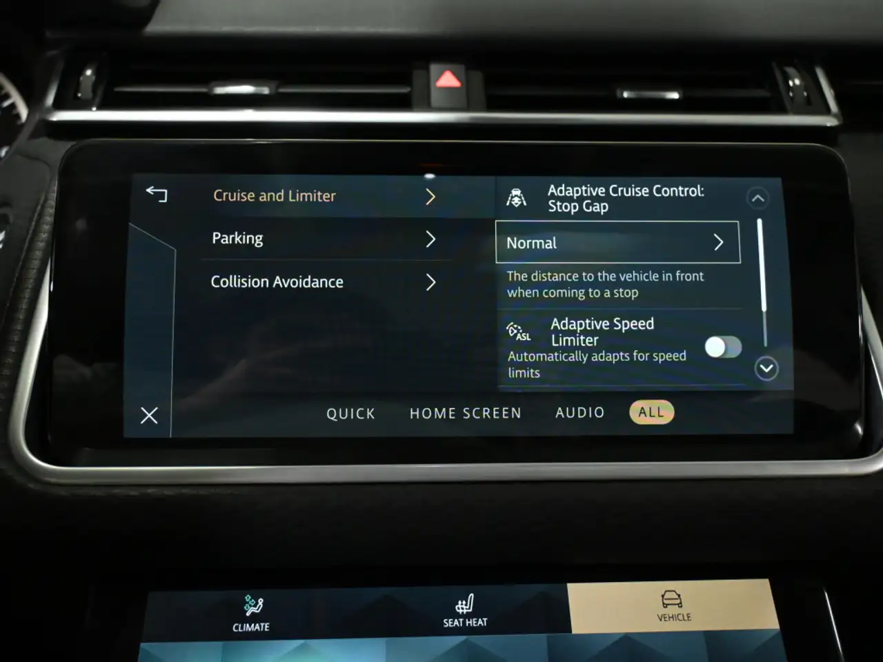 Land Rover Range Rover Velar - Image 19