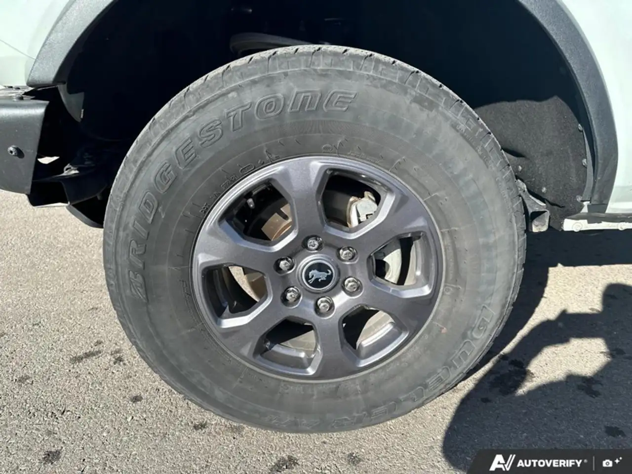 Ford Bronco - Image 6