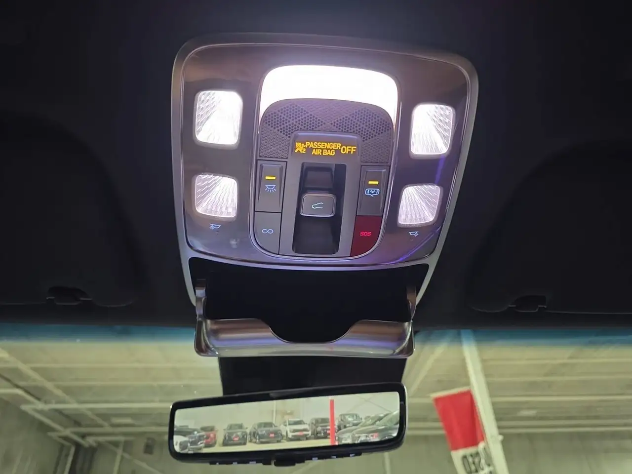 Genesis GV70 - Image 23