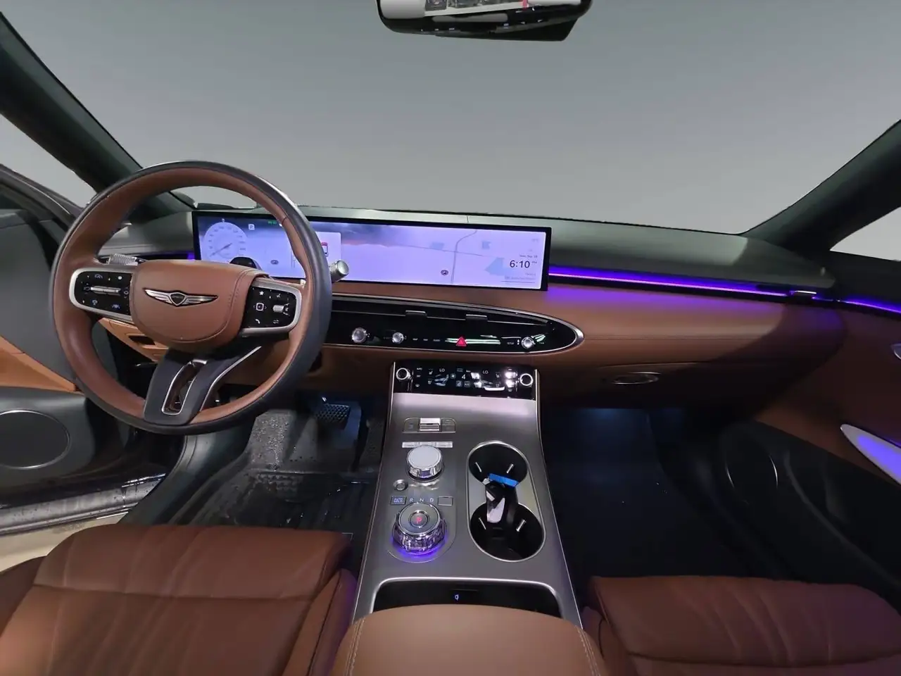 Genesis GV70 - Image 12