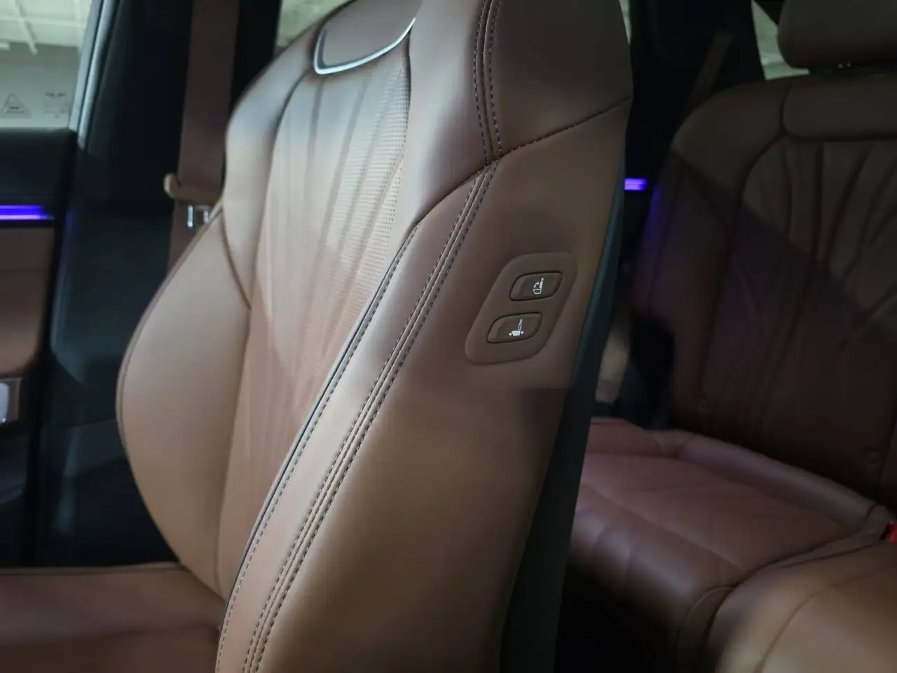 Genesis GV70 - Image 24