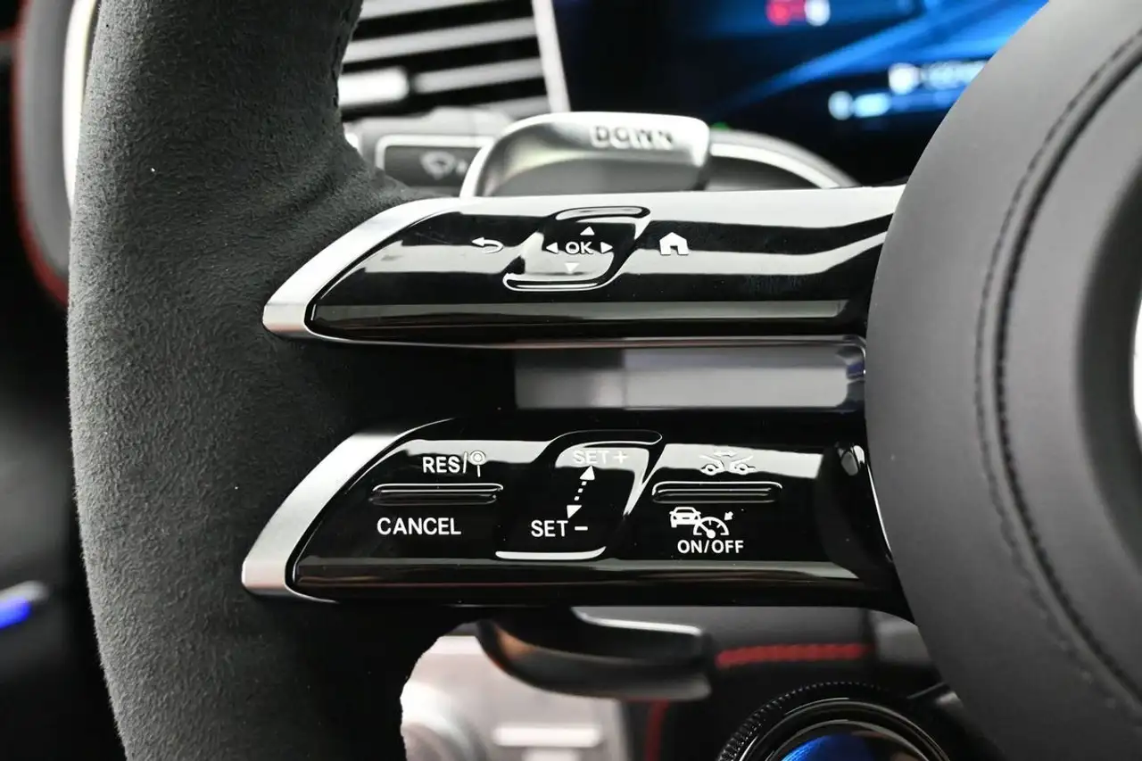 Mercedes-Benz GLE - Image 11
