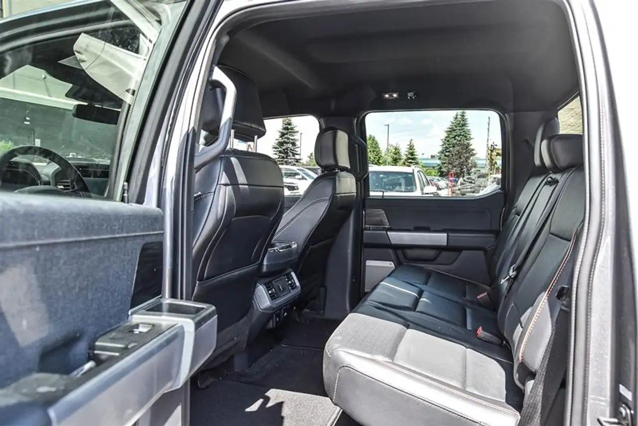 Ford F-150 - Image 11