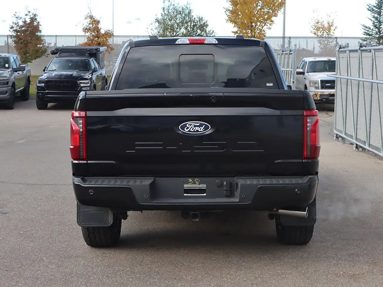 Ford F-150 - Image 25