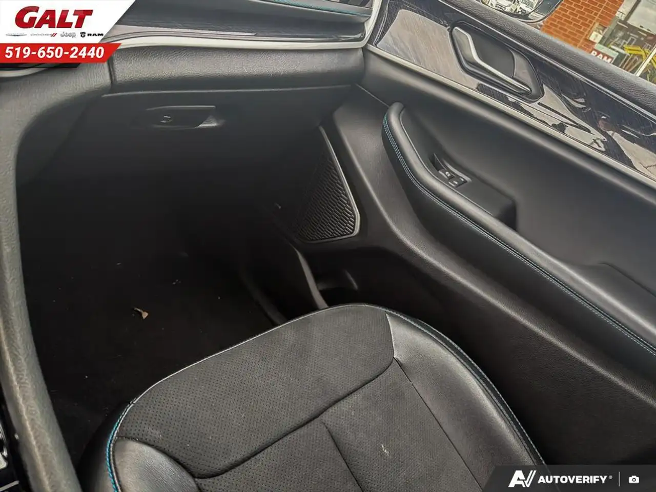 Jeep Grand Cherokee - Image 21