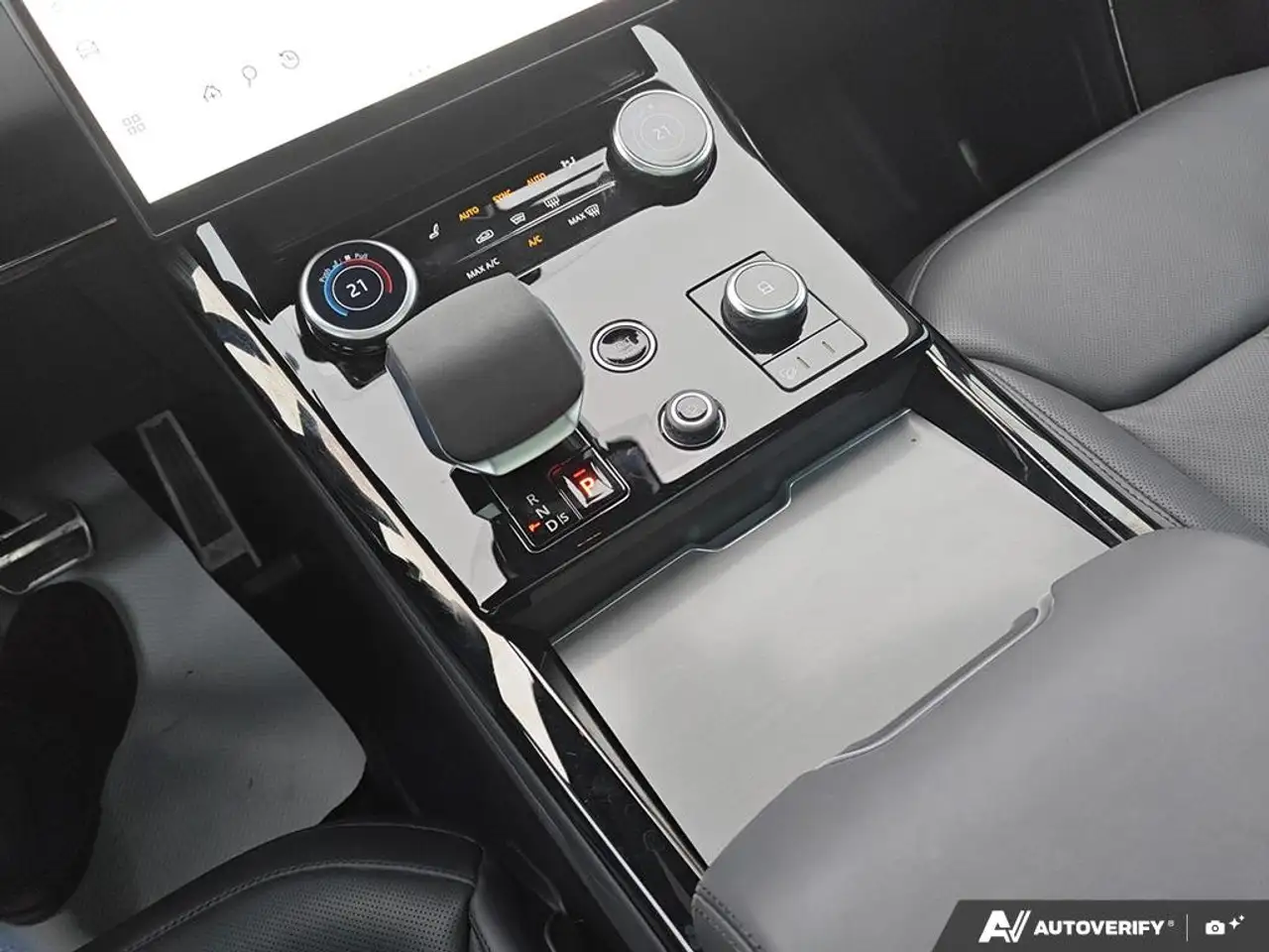 Land Rover Range Rover Sport - Image 20